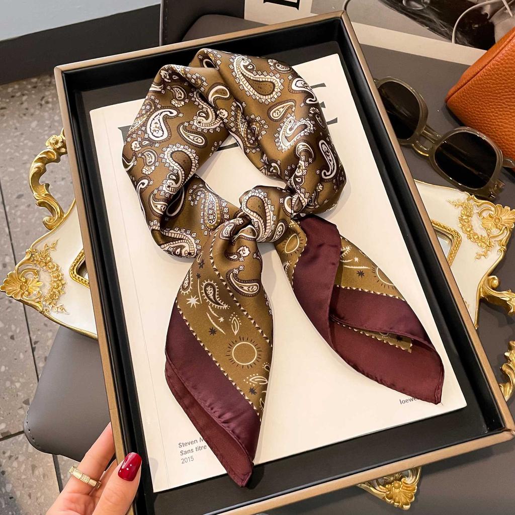Silk scarf women's neck new scarf with coat 70 small square scarf scarf mother high-end scarf