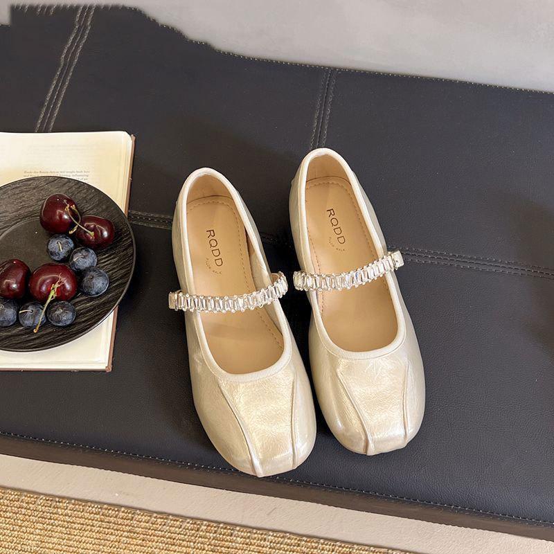 

Красивые серебристые туфли-лодочки на скрытой платформе для женщин, новая летняя модель 2025 года, под юбку, Мэри Джейн, из маленькой кожи, на высоком каблуке, вечерние туфли 40 шампанского