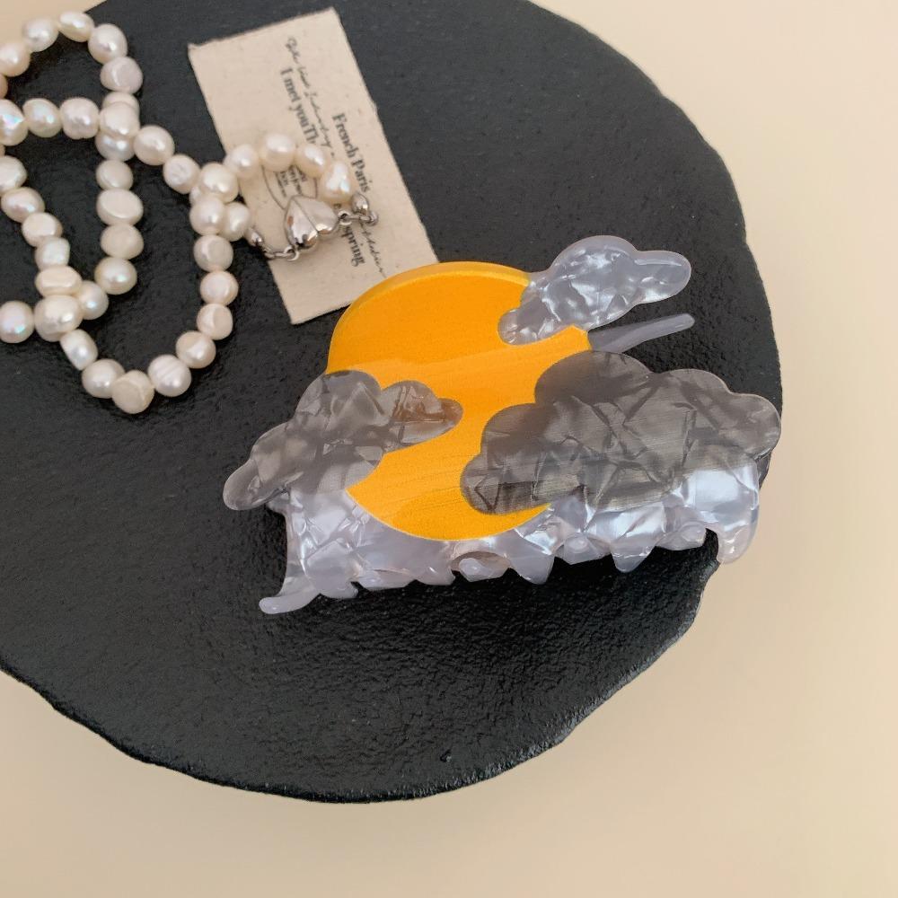 

Funny Acrylic Koala Hair Claw Bear Sea Creature Animal Hair Clip Cartoon Hair Accessories Big Shark Clip Female