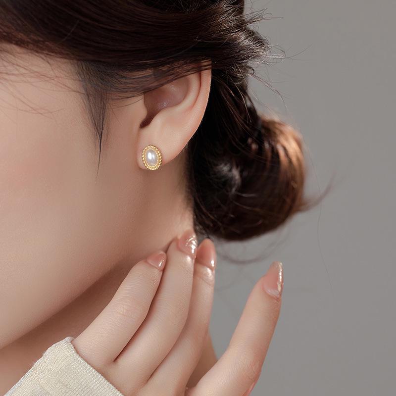 Banyan Tree S925 Silver French Retro Pearl Hemp Lace Earrings