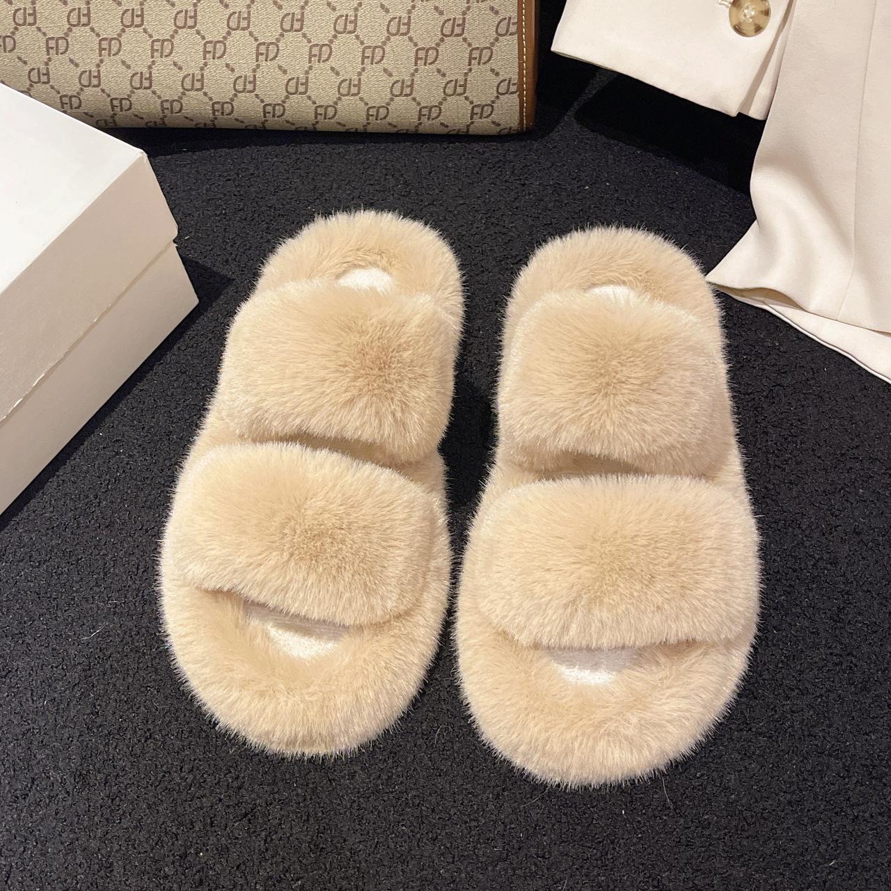 

Пушистые тапочки с толстым дном женские 2024 новый стиль феи модный темперамент односложный дизайн перетаскивание чувство плоское дно перетаскивание прилив 42