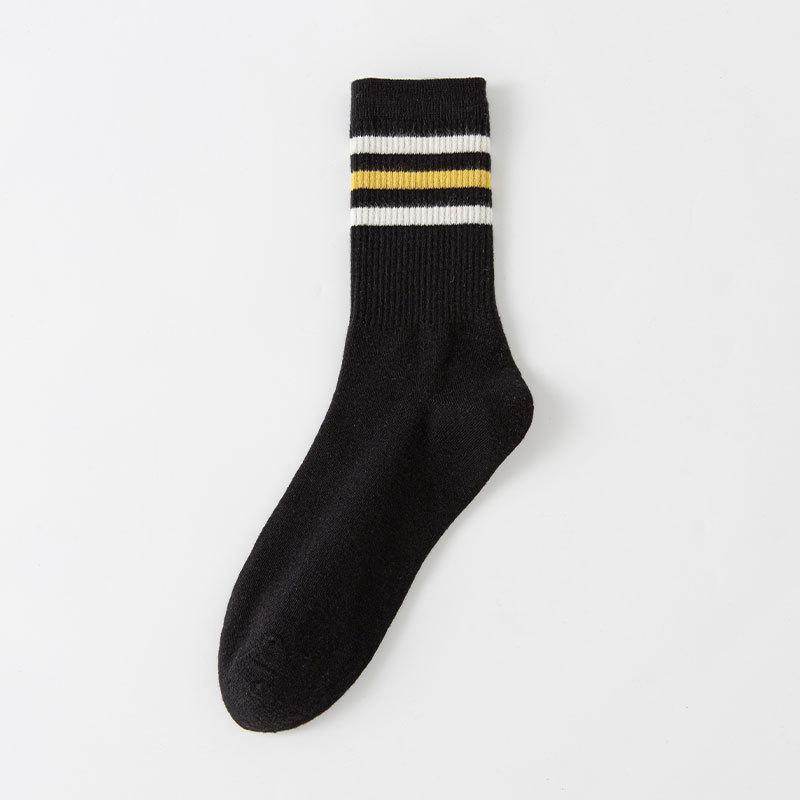 

Men s Spring and Autumn Striped Sports Anti Slip Versatile Mid Calf Cotton Socks 1 pair чорний