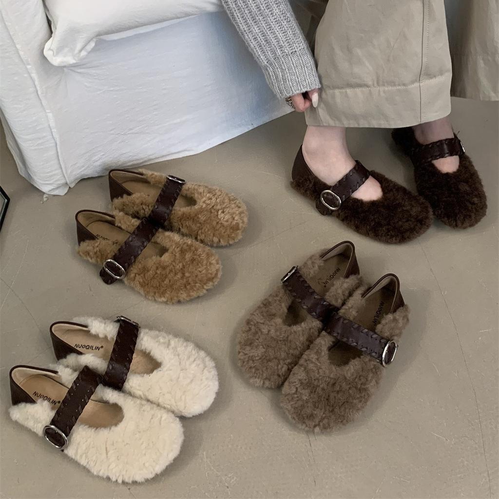 2025 winter new round head velvet flat Mary Jane shoes warm lazy versatile fluffy shoes