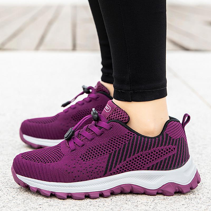 Lightweight and breathable mid-breathable health shoes non-slip soft-soled mother shoes sports and leisure walking shoes