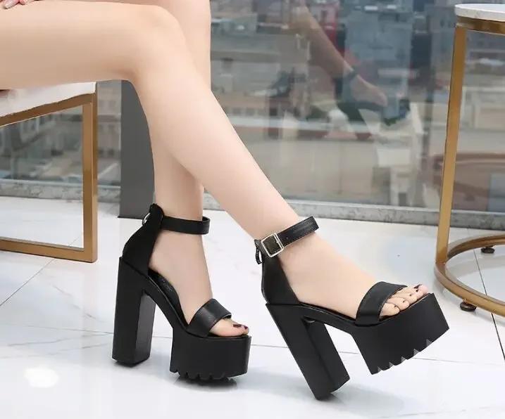 Mode Mode Solide Plateau Damen Sandalen Sommerschuhe Offene Zehenpartie Römerstil Hohe Absätze Mode Schnalle Gladiatoren Schuhe Frau