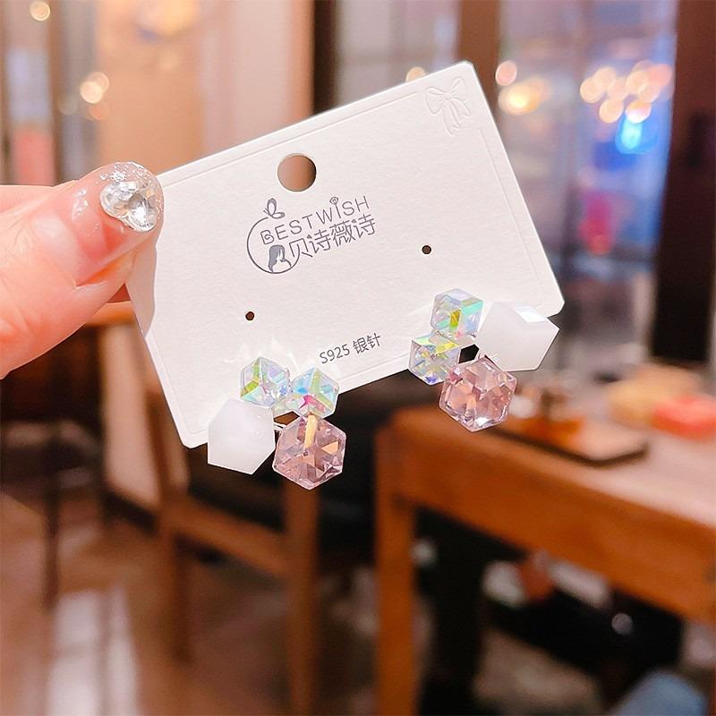 New Dazzling Square Women's Geometric Square Stud Earrings Shiny Purple Crystal Bling Simple Earrings for Female Party Ear Y2K Jewelry