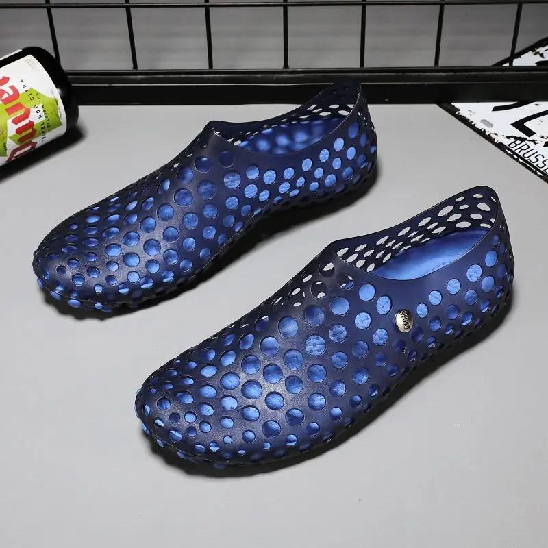 Fashion Non-slip Men's Sandal Ultralight Breathable Hole Shoes New Fashion Color Wholesale Comfortable Summer Low Price 2025 Male Shoe