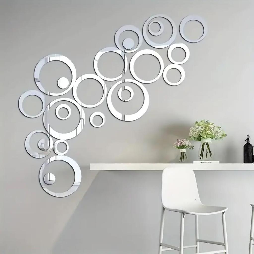 Set of 24 Round Acrylic Mirror Wall Stickers for Living Room or Bedroom Decoration