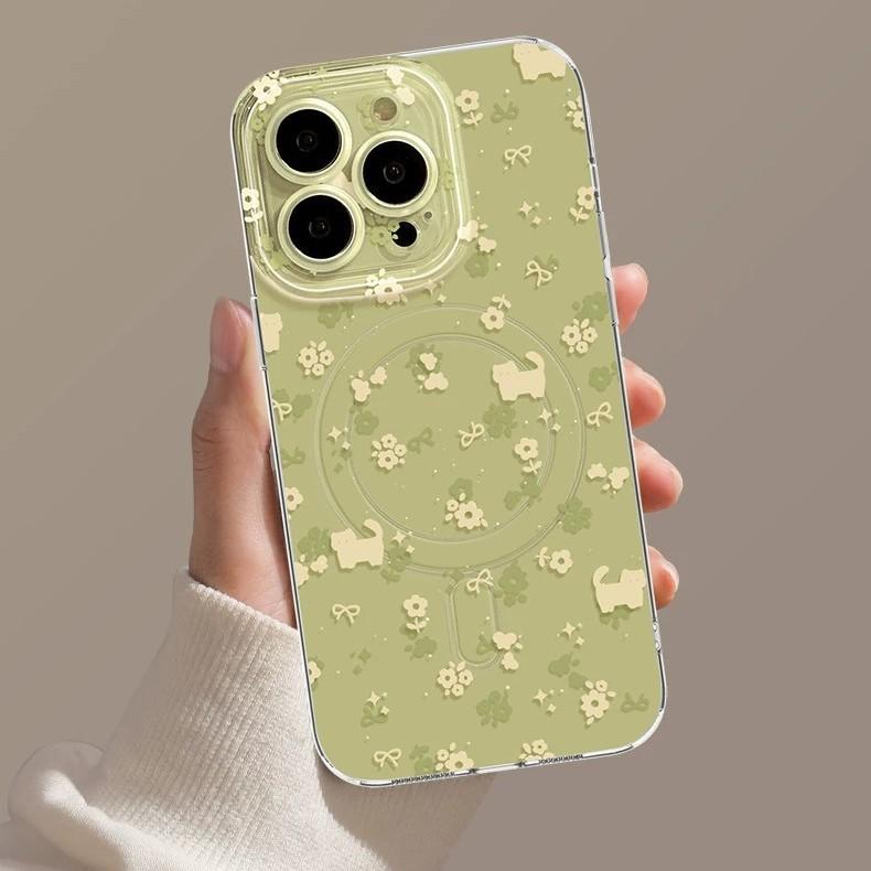 Spring Mobile Phone Case Is Suitable for Iphone17pm Floral Kitten Apple 16/15 Magnetic Suction 14 with Bracket 13/12 Set