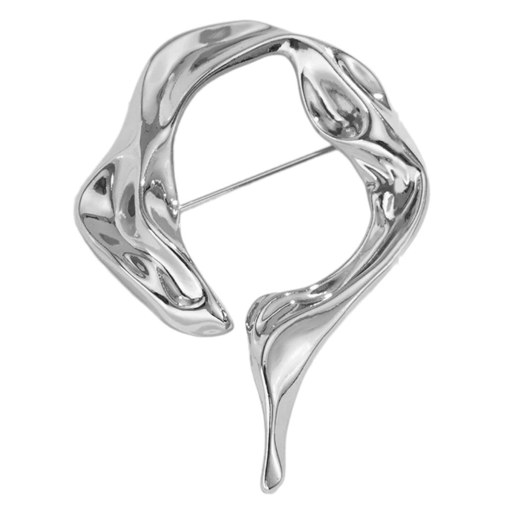 Elegant legeringsbrosch med intrikat ihålig design Unikt kavajnålssmycke Perfekt för fester och daglig pendling