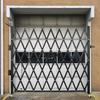 Puerta de Seguridad Plegable Individual, 216 × 214 cm(Ancho × Alto) Puerta plegable, Puerta de seguridad de acero tipo acordeón, Puerta de seguridad expandible flexible, 360° con ruedas