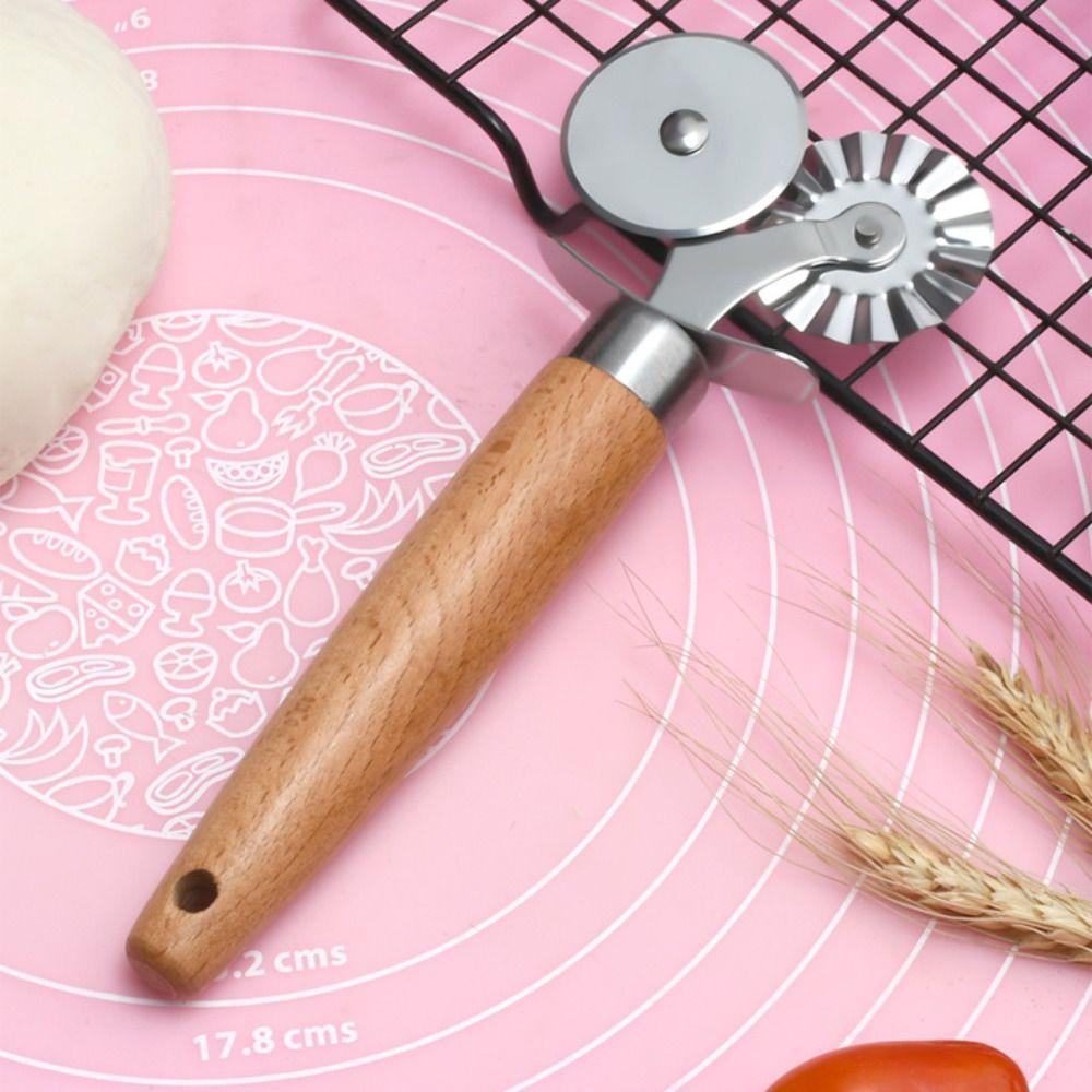 Double Wheel Biscuit Embossing Rolling Wheel Wooden Handle Rust-proof Ravioli Mold Homemade 2 In 1 Pasta Cutter Cookies