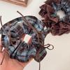 Retro Dunkles Karomuster Scrunchie für Damen: 2025 Modisches, Vielseitiges, Hochelastisches Haargummi