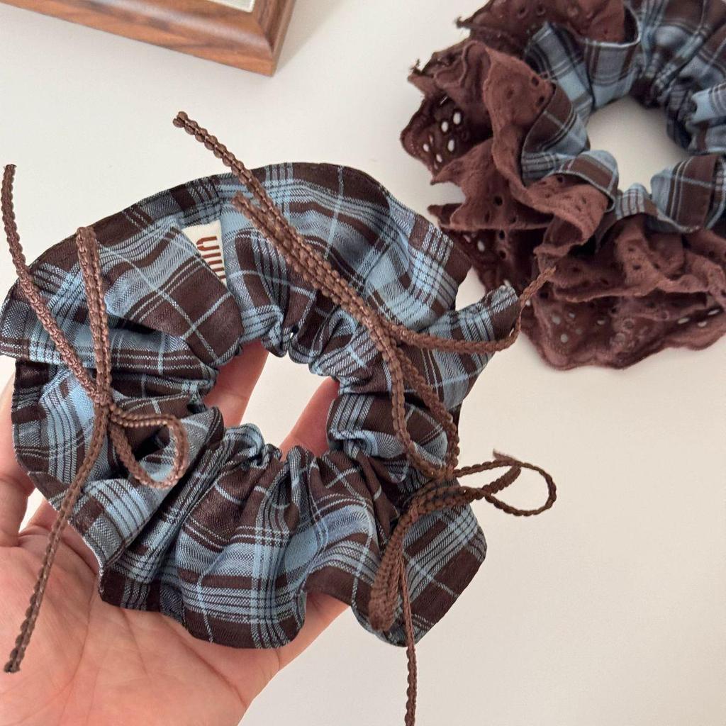 Retro Dunkles Karomuster Scrunchie für Damen: 2025 Modisches, Vielseitiges, Hochelastisches Haargummi