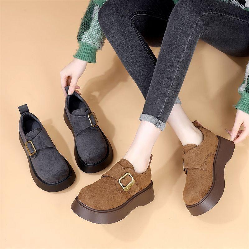 Retro Suede Fleece-Lined Women's Platform Slip-On Loafers - Winter 2025 Collection