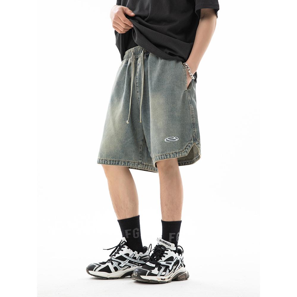 Jeansshorts mit dreieckigem Saum für Herren