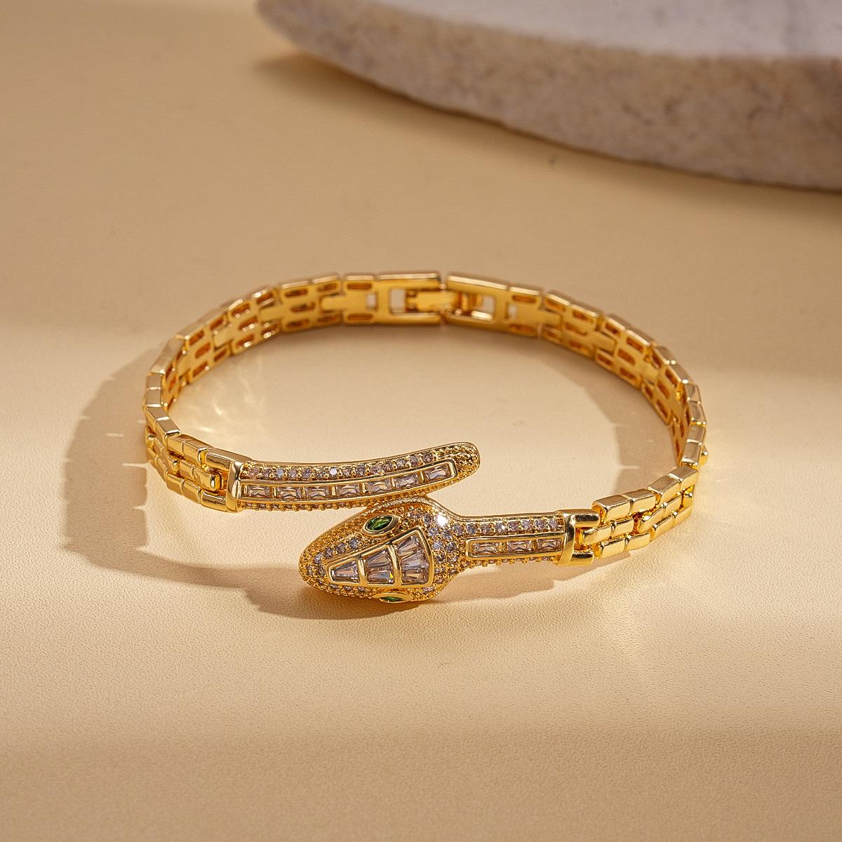 18k real gold electroplated zircon serpentine geometric buckle bracelet, environmentally friendly jewelry.