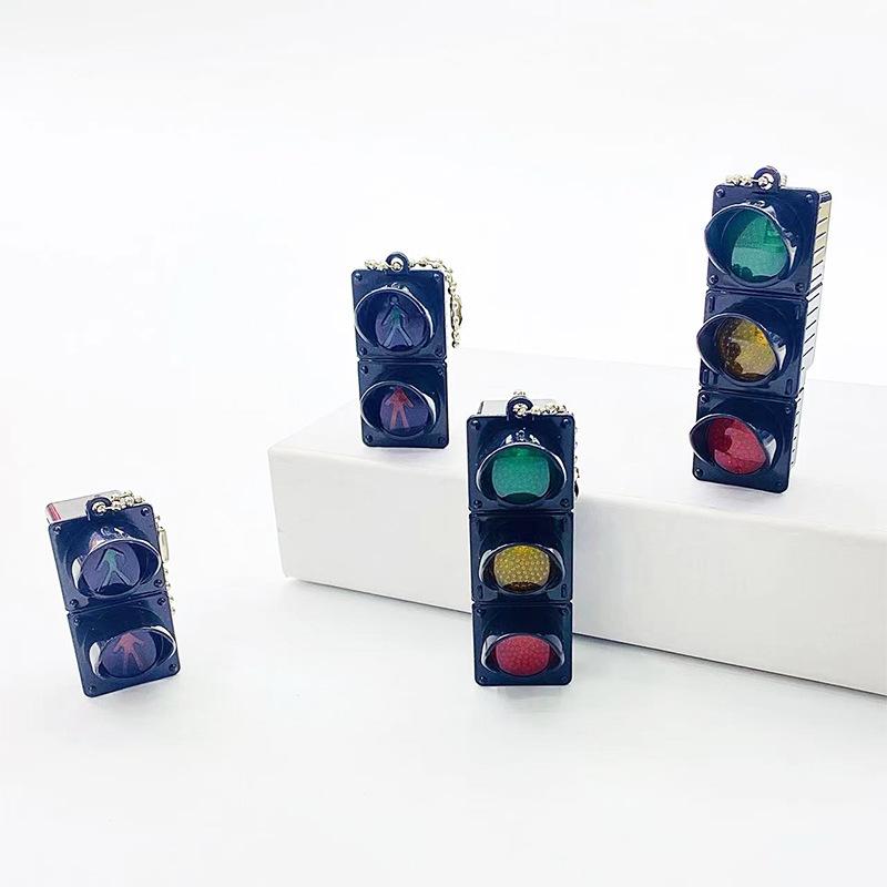 Non-Toxic 1/2Pcs Simulation Electronic Traffic Light Keychain Pendant Mini Pedestrian Light Led Light-Emitting Toy Kids Cognitive Toy Gift