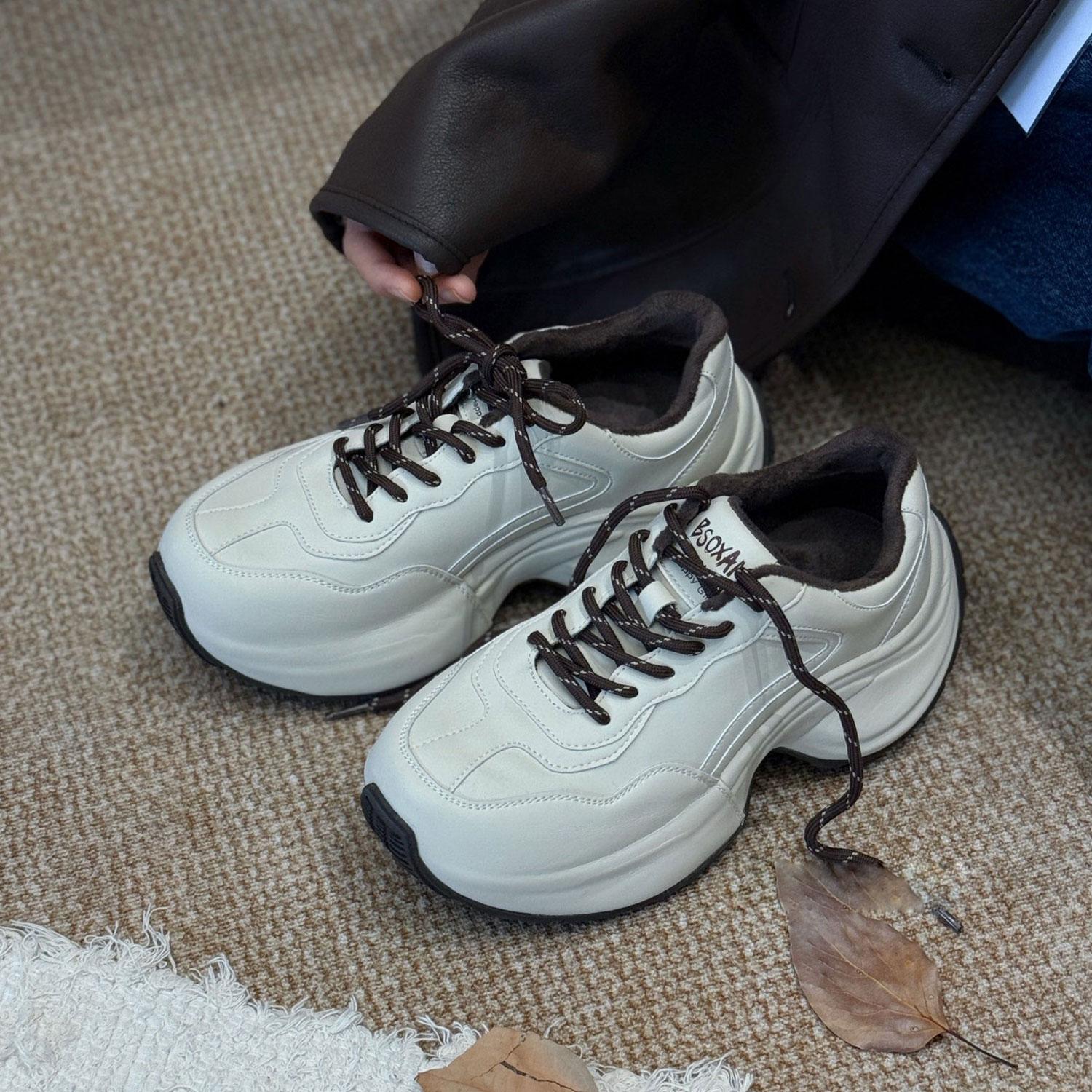 

Fleece shoes women s autumn and winter heightened thick-soled and lightweight new great-looking sports and leisure shoes 40