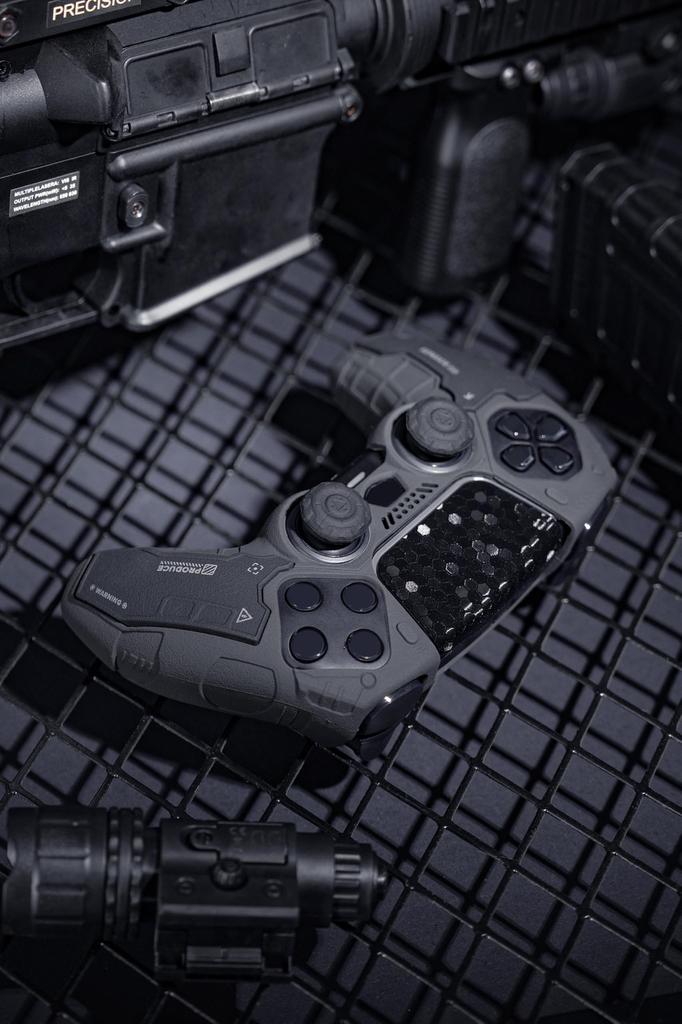 GeekShare PS5 Controller Silikon Soft Skin Kompatibel mit PlayStation 5 PS5 Controller Cover und Schutzhülle Einfach zu PS5 Protective Schwarz