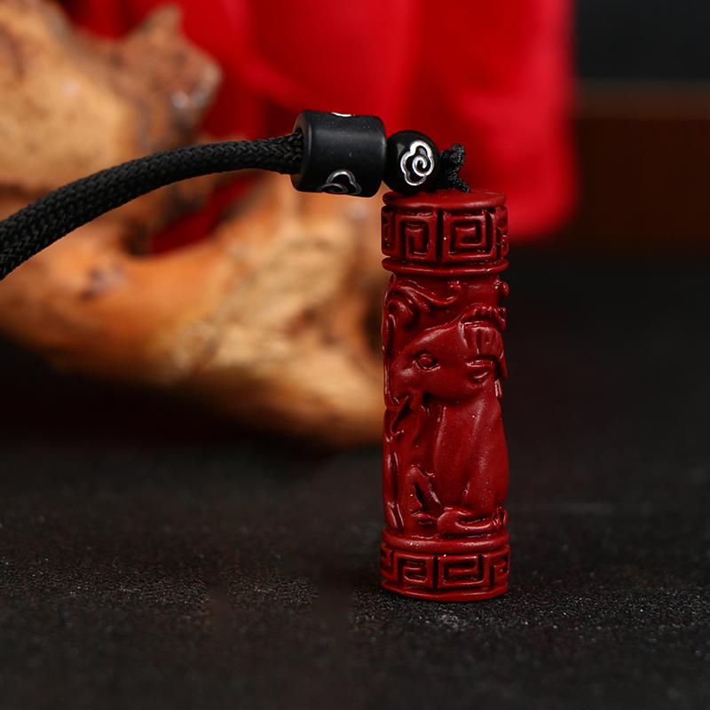 Luxuriöser roter Zinnober Anhänger Chinesisches Tierkreiszeichen Herzsutra Halskette Echter Naturschmuck Damen Accessoires Energie Geschenke