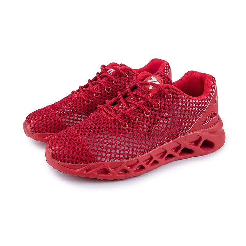 Chaussures d'été grande taille pour hommes chaussures décontractées en maille respirante chaussures de voyage de sport chaussures de jogging confortables chaussures en toile de style coréen tendance