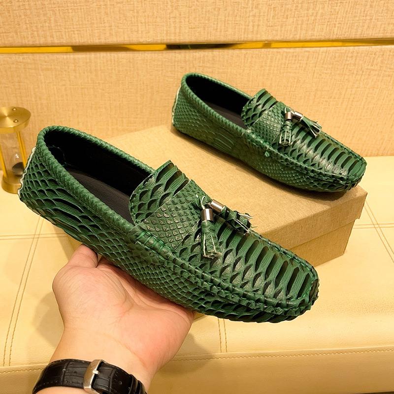 Man Shoes Handmade PU Leather Men Casual Shoes Brand Mens Breathable Slip On Green Driving Shoes Plus Size 38-48