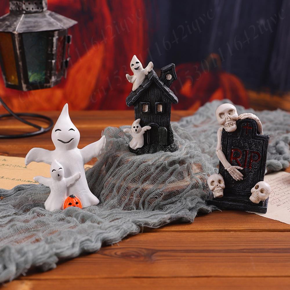 Halloween Spooky Miniature Statue Figurine Resin Mini Skull Ghost Decor Micro Skull Ghost Landscape for Haunted House Decoration