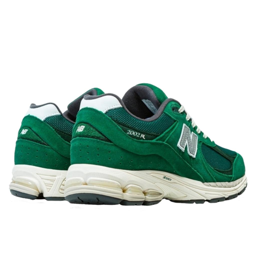 New Balance 2002R Nightwatch Green