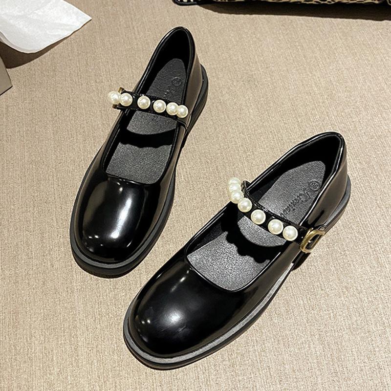 Fashion 2025 Girls Lolita Shoes Cosplay JK Uniform Footwear Woman Pearl Leather Belt Strap Flats Loafers Femme Mary Jeans Ballets Shoes