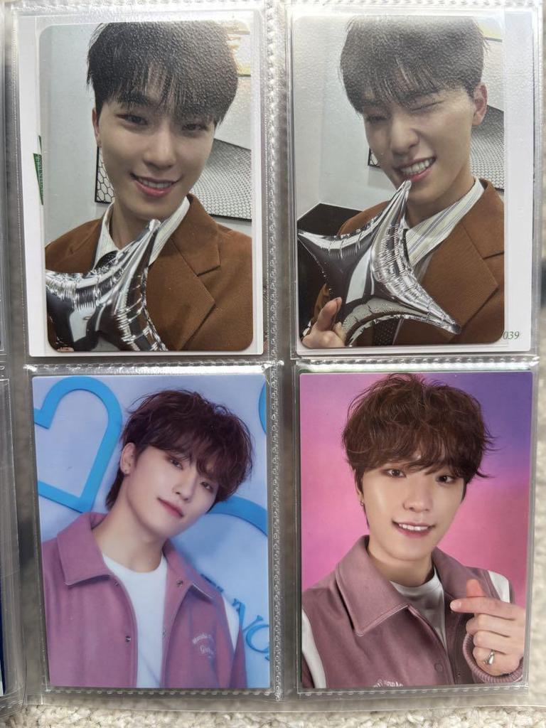 [USED] dino trading card