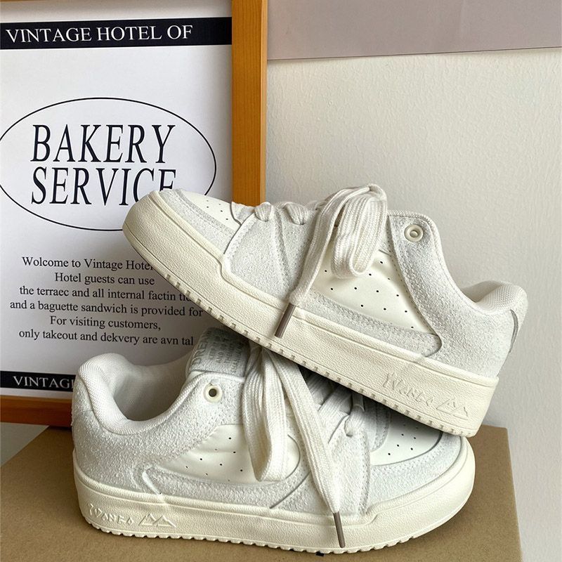 

Кеды женские осенние универсальные на толстой подошве нишевые туфли-хлебцы повседневные женские с низким верхом и круглым носком 40 белый