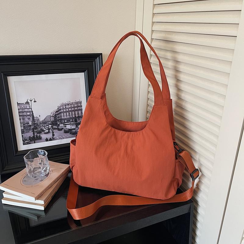 Commuting Large Capacity Shoulder Tote Bag Women's Underarm Bag