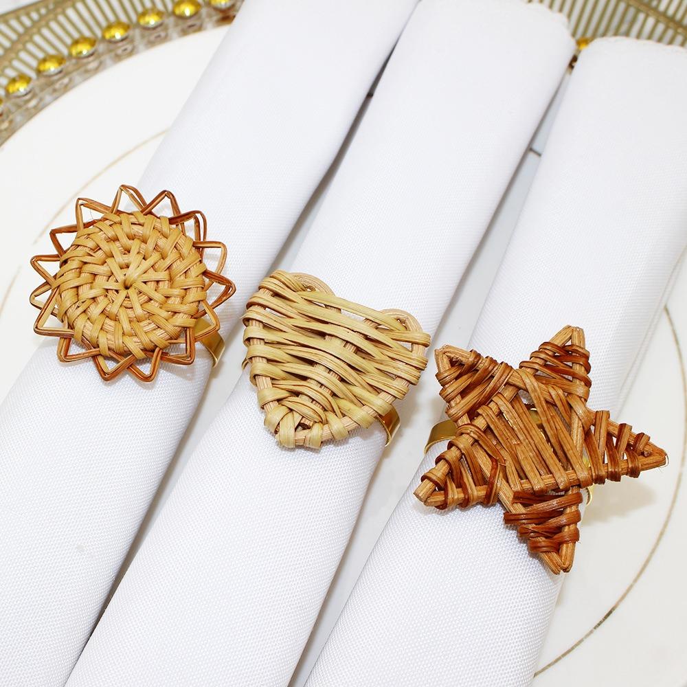 

6Pcs Natural Style Rattan Napkin Ring Handmade Towel Buckle Napkin Holders Christmas