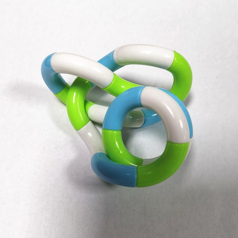 Seven-color Twisty Toy: Stress-relief, Finger Exercise, Relaxation, and Concentration Tool for Kids and Babies.