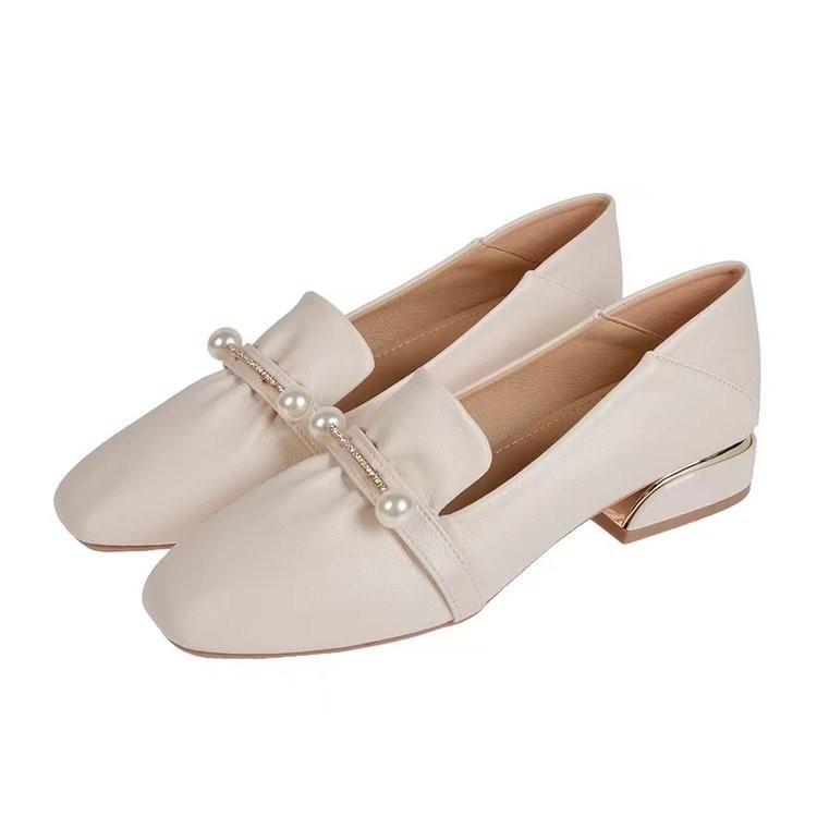 Single shoes female versatile soft leather 2025 autumn Internet celebrity late evening breeze gentle temperament fairy commuter middle heel s