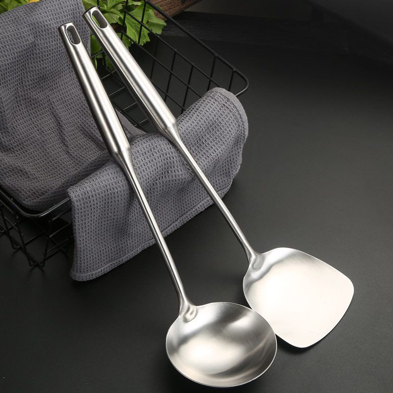 Stainless Steel Spoon with Long Handle for Home Use, Solid Cooking Spoon, Chef's Cooking Spoon, Thickened Soup Spoon, Serving Spoon