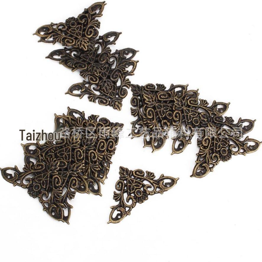 

Hollow 35mm Metal Retro Decorative Corner Protectors for Furniture Without nails