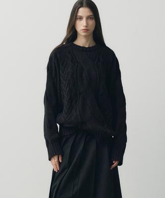 NOIRER FOR WOMAN Heavy Multi-Cable Sweater (Black)