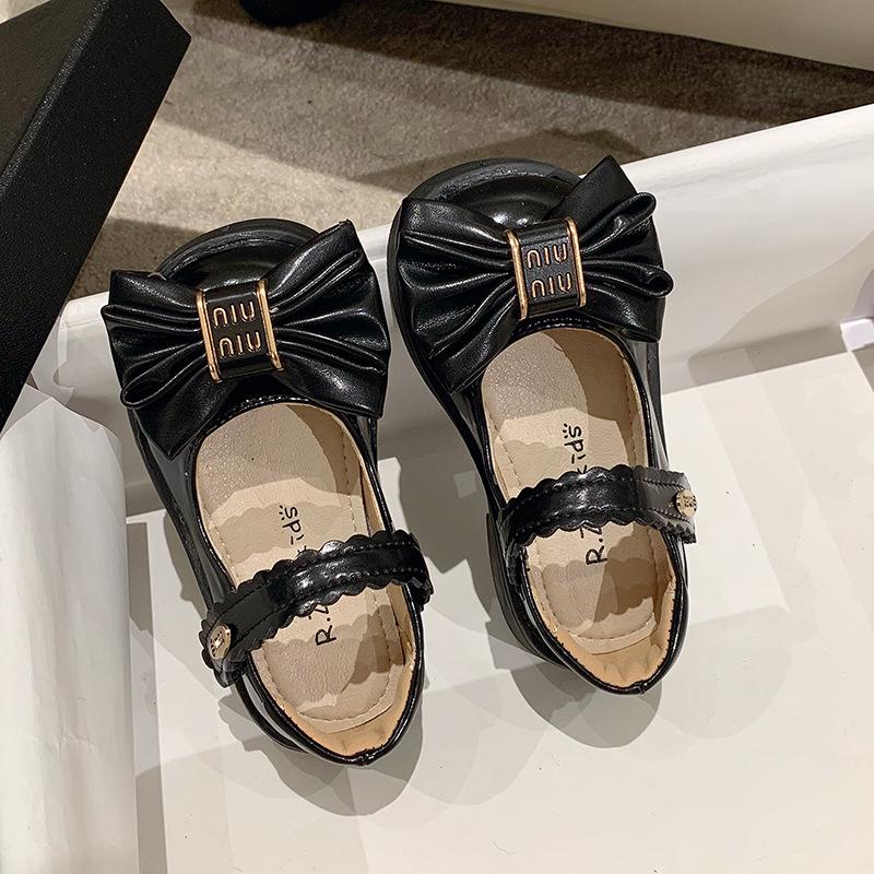 

Children s princess shoes girls small leather shoes black 2025 spring and autumn performance single shoes soft sole loafers girls shoes 23-27 yards whole box shot 50 pairs