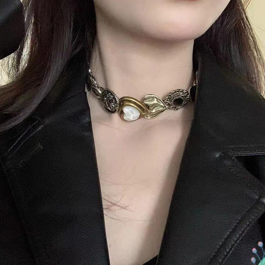 Vintage Brass Clavicle Chain Necklace for Women and Girls Punk Retro Style Brown Stone Pendant Neckchain Accessory
