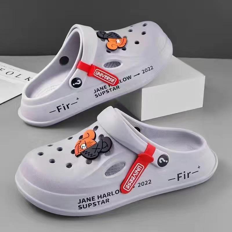 Men's hole shoes 2025 new non-slip thick-soled casual outer wear beach soft-soled nurse bag head slippers men