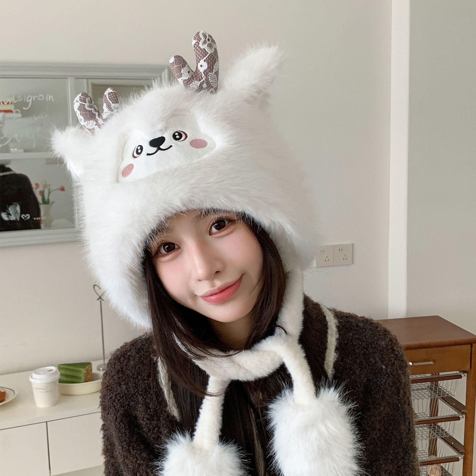 

Sweet Cartoon Plush Trapper Hat Women Winter Fleece Lined Warm Bomber Hat Outdoor Thickened Cap One size