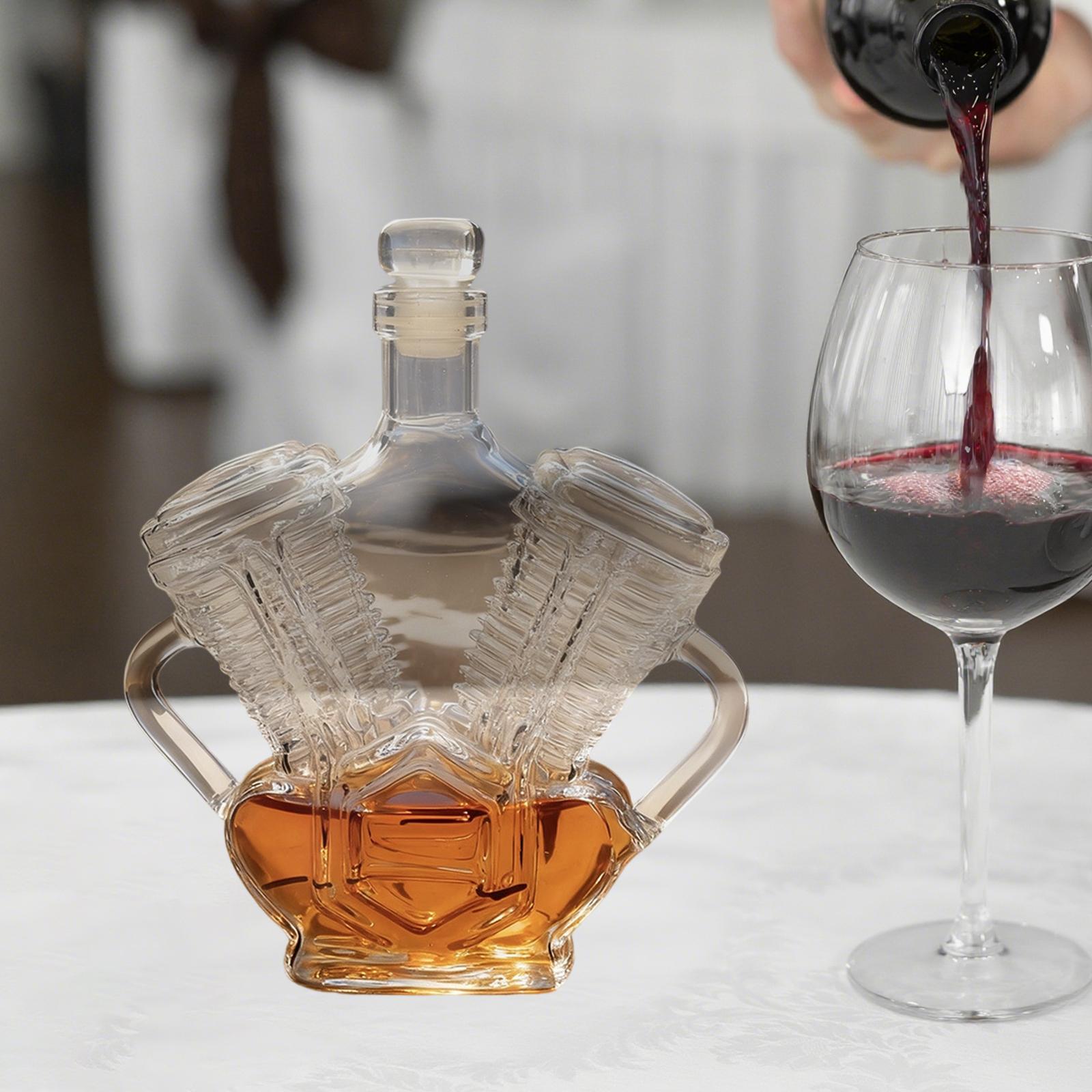 

Car Engine Shaped Whiskey Bottle Gifts Transparent Dinnerware Novelty Wine Decanter Wine Bottle with Stopper for Restaurant Home прозрачный