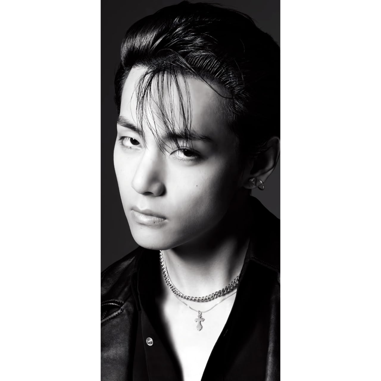 

Панорамный постер Bangtan Boys V Тэхён V (Плакат Бантан) 700330мм (В-32)