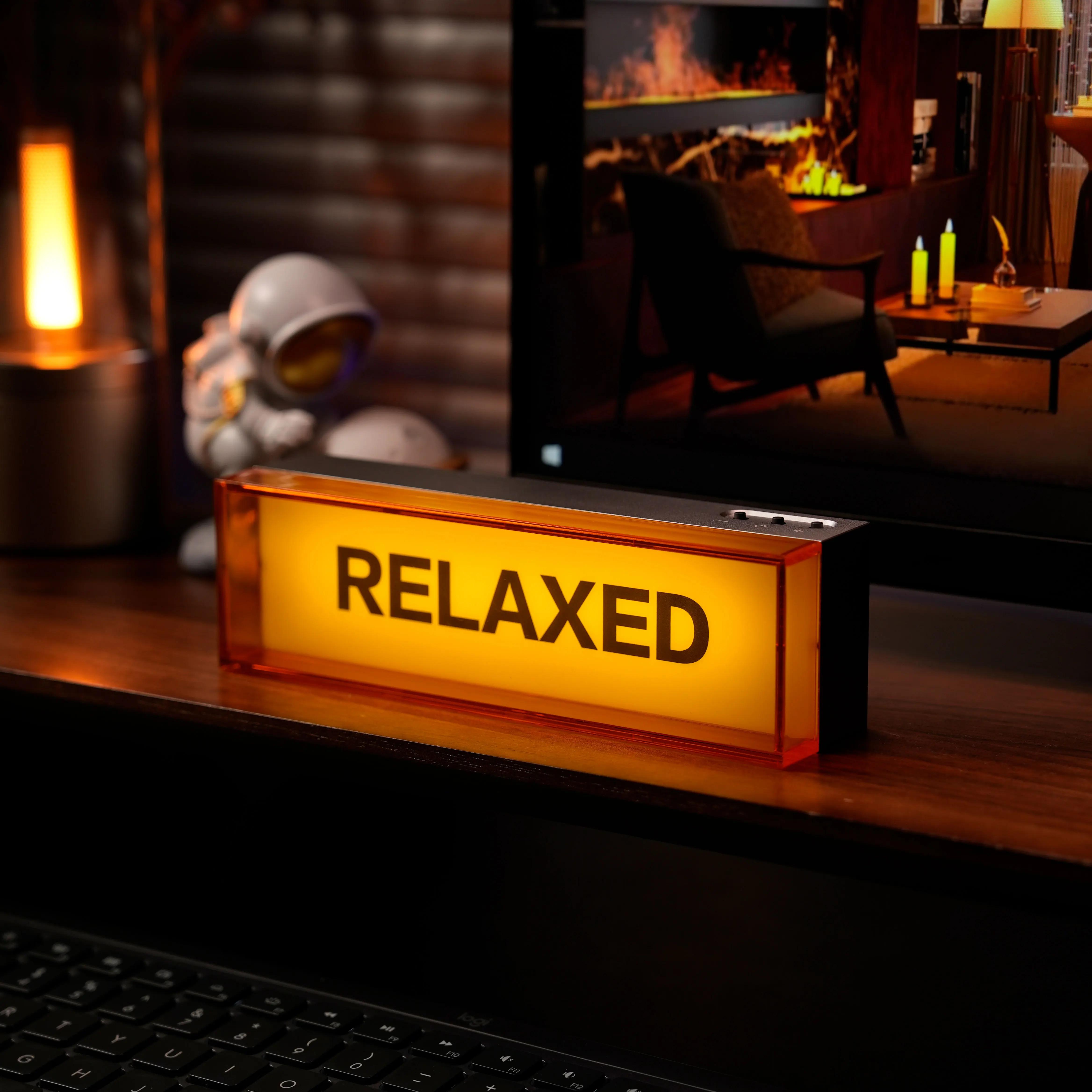 

Светодиодный светильник-орнамент с подсветкой USB-C Интерфейс зарядки Три уровня яркости Офис Спальня Украшение для киберспортивной комнаты