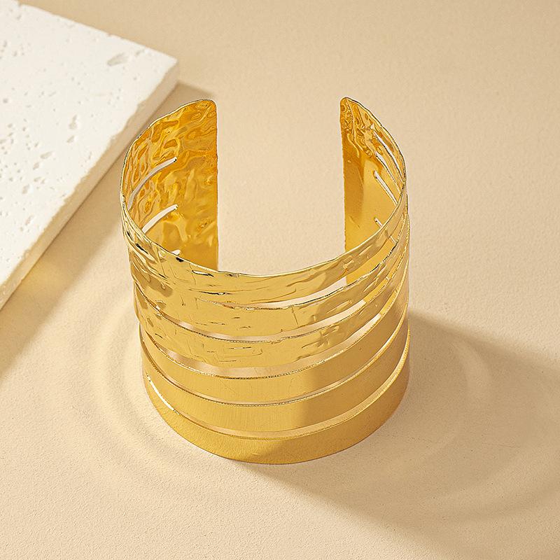 European & American Trendy Geometric Bangle - Women's Unique, Creative Open-Style Jewelry