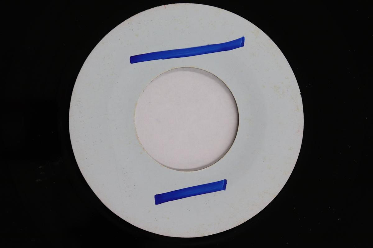 

7inch Record RITA MARLEY / PETER TOSH - Play Play / Give Me A Ticket Versio NONE NOT ON LABEL / UK Reggae, Ska & Dub Used