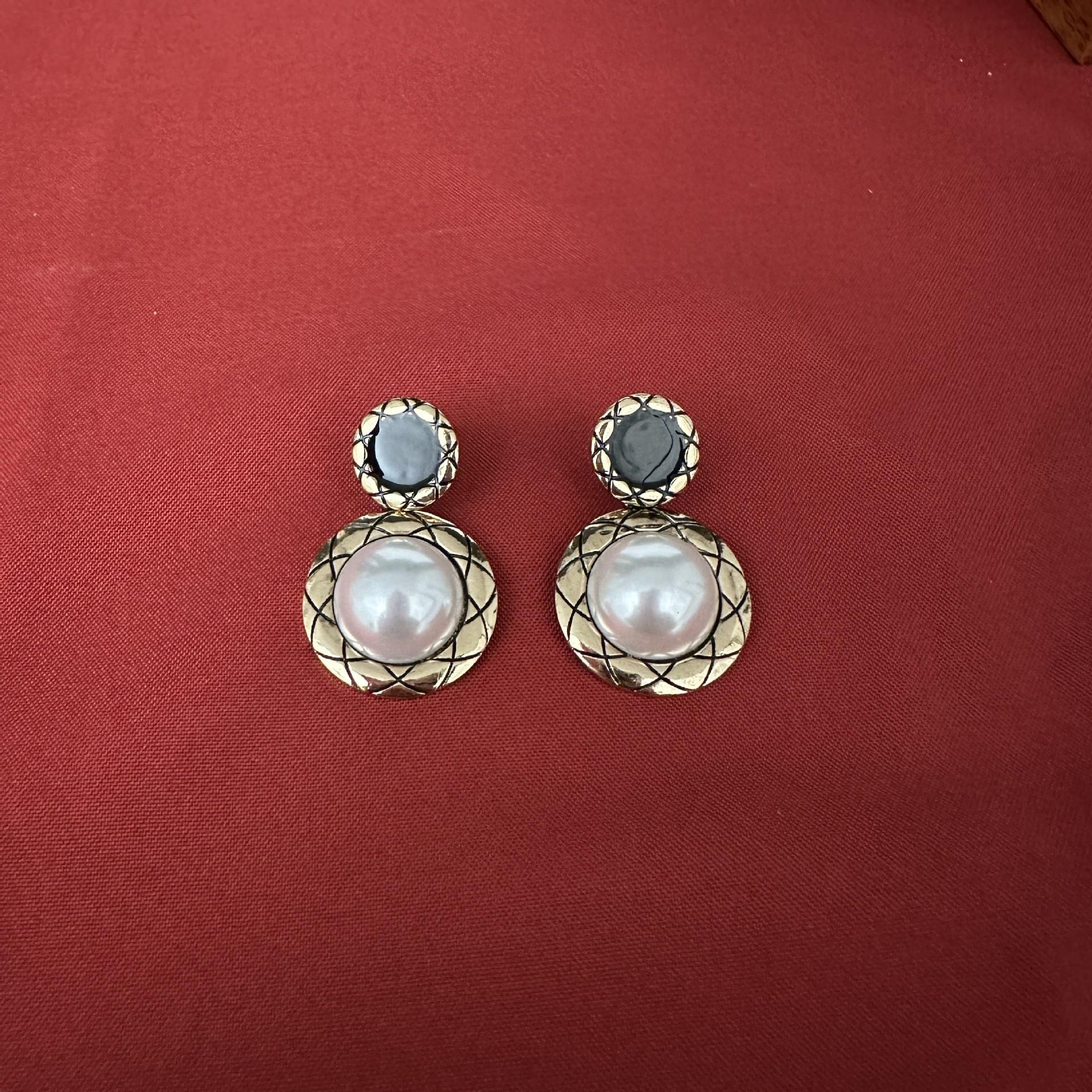 

Роскошные средневековые серьги-цветы в форме капель масла: Винтажный европейский и американский дворцовый стиль для женщин