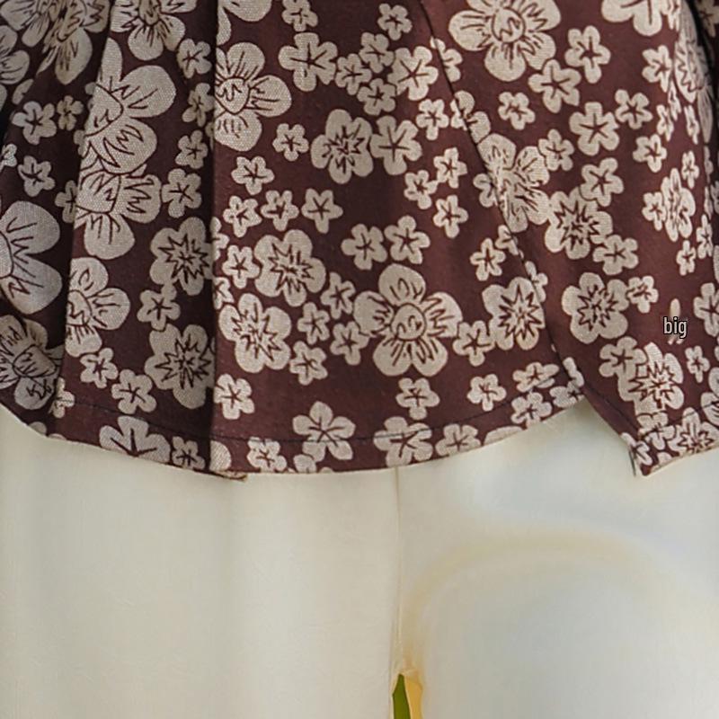 Fashionable Floral V-Neck Blouse for Middle-aged Women - Long-Sleeved Spring Top